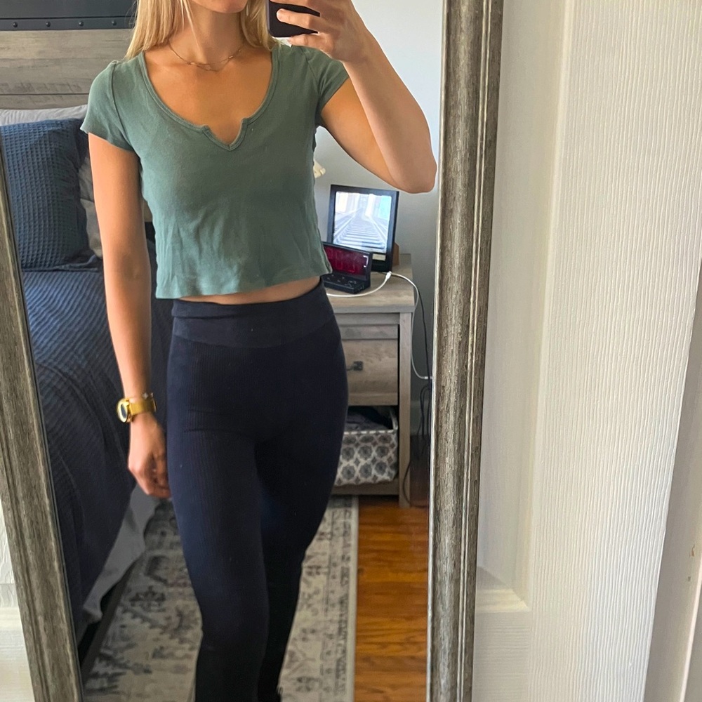 AERIE Olive Green Ribbed Crop Top M